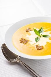 Velouté de châtaignes aux cèpes